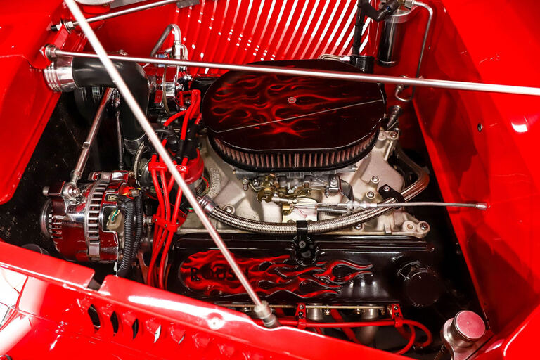 1933 Ford Custom